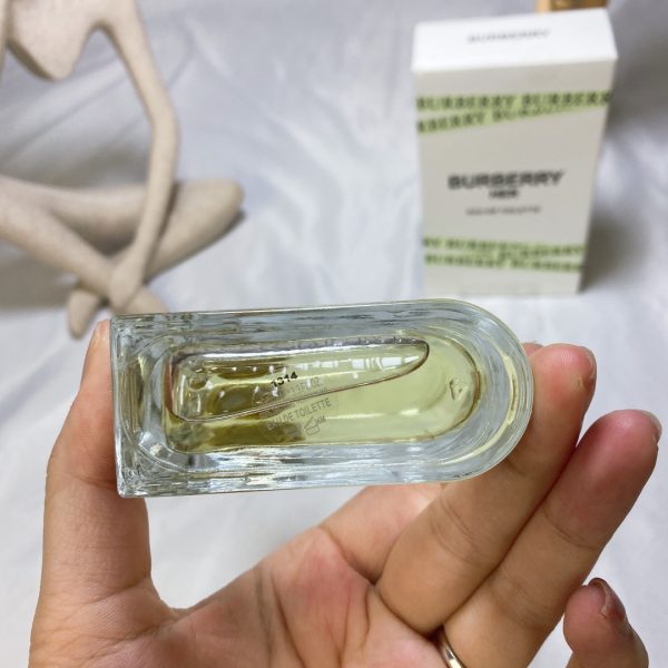 Burberry Her Eau De Toilette
