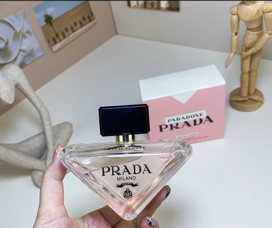 Prada Milano Paradoxe