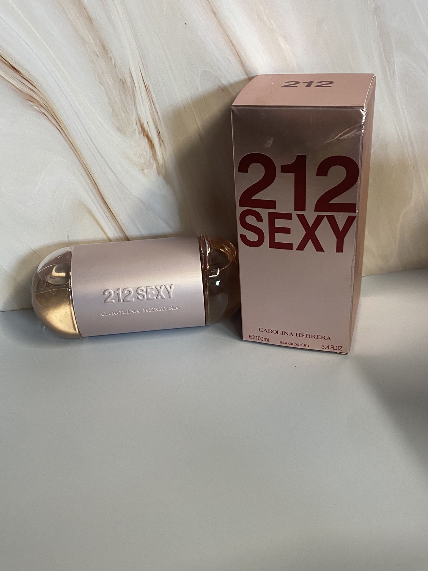 212 Sexy Carolina Herrera